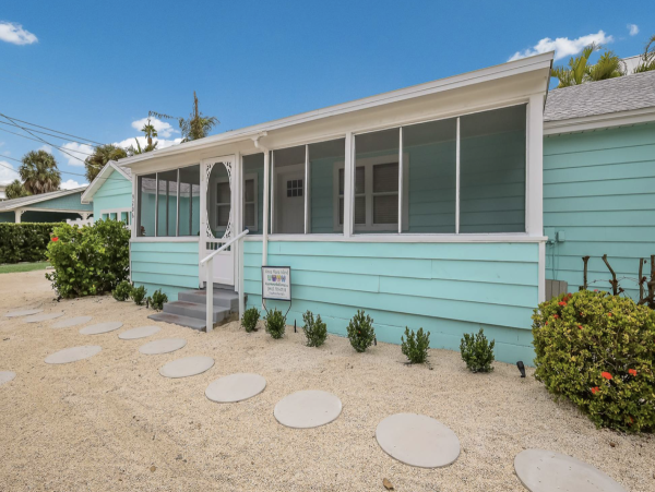 Steps to Beach Anna Maria Island Vacation Home Sleeps 8